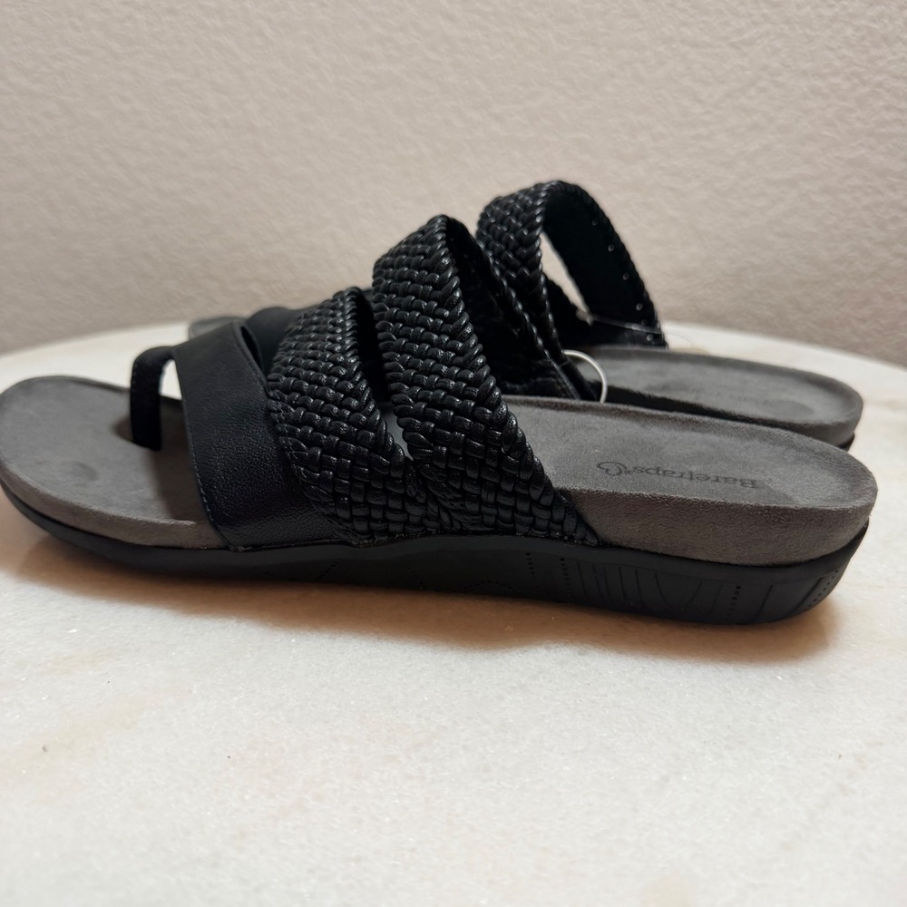 Baretraps Jaiden Black Woven Thong Sandals Womens 10M NEW - Picture 3 of 8